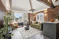 The Straddle - lounge view
